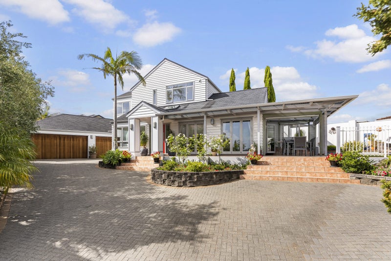 11 Renway Rise, Somerville, Auckland - Carousel 1