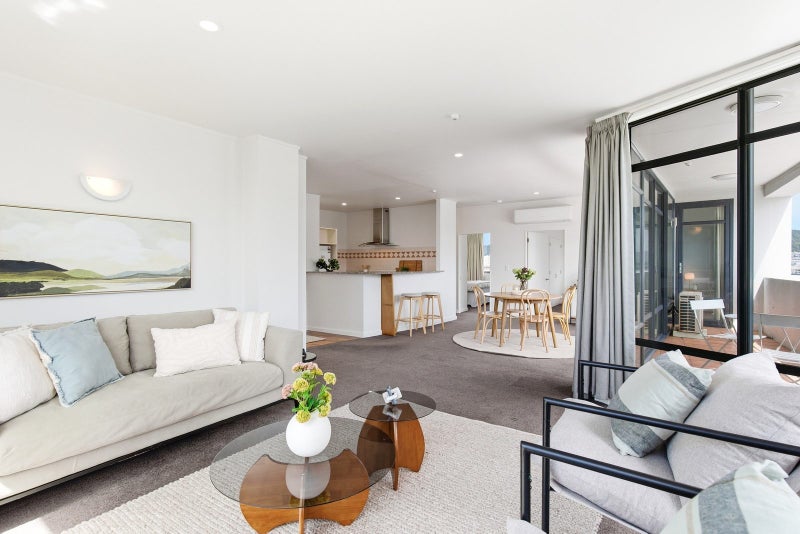 7E/16 Kent Terrace, Mount Victoria, Wellington - Carousel 2