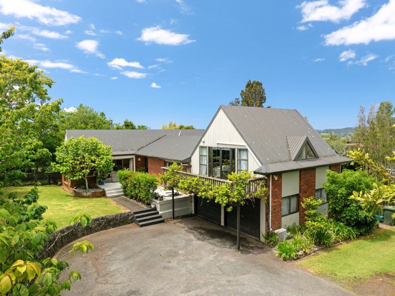 28 Tuhangi Street, Kamo, Whangarei - Carousel 1