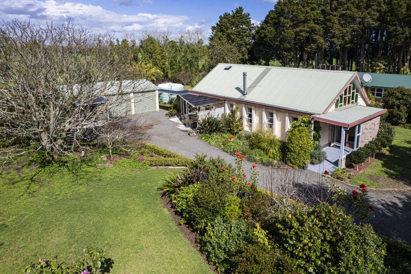25 Tokiri Road, Whangarei - Carousel 1