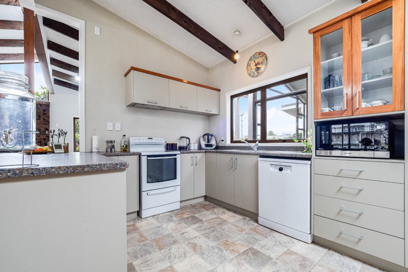 35 Southey Street, Leamington, Cambridge - Carousel 2