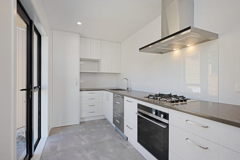 50 Red Beech Avenue, Woodridge, Wellington - Carousel 2