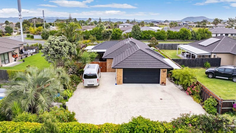 13 Sando Way, One Tree Point - Carousel 1