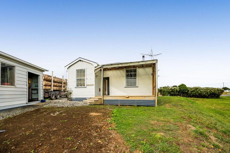 8 Egmont Street, Kaponga, Hāwera - Carousel 2