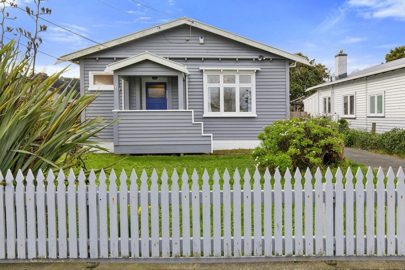 7 Montague Street, Alicetown, Lower Hutt - Carousel 1