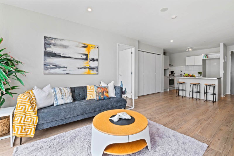 209/19 Bute Road, Browns Bay, Auckland - Carousel 1