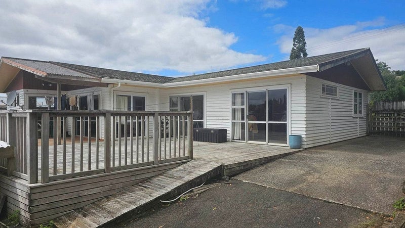 64 Hillcrest Road, Kaikohe - Carousel 1