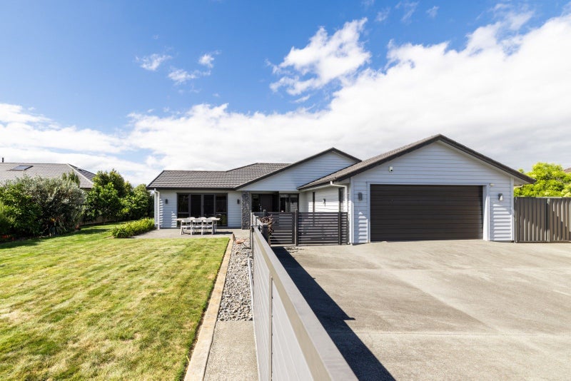 14 Arbuckle Road, Frimley, Hastings - Carousel 23