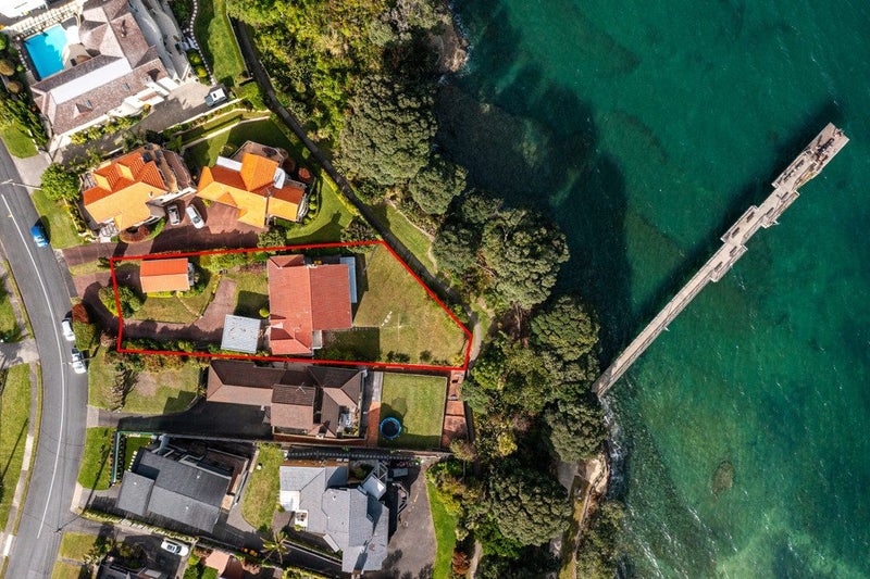 5 Churchill Road, Murrays Bay, Auckland - Carousel 1