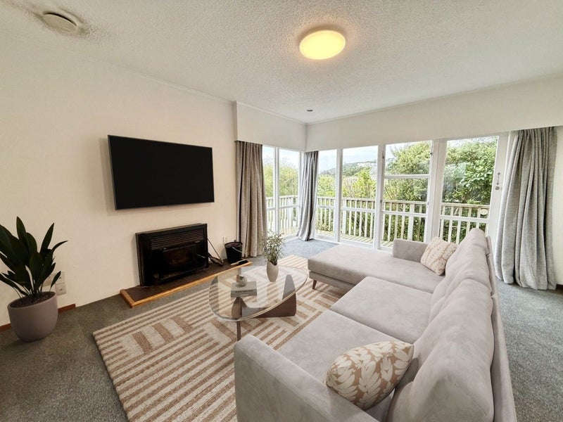 14 City View Grove, Harbour View, Lower Hutt - Carousel 2