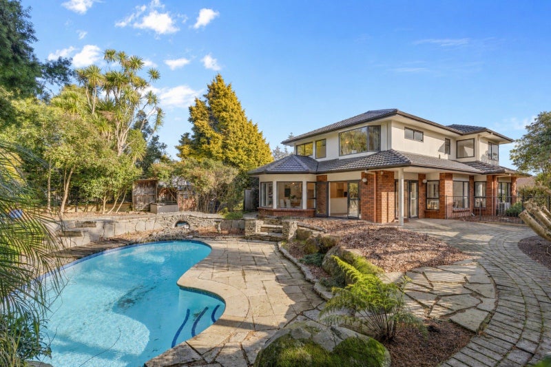 7 Sheriff Place, Riverlea, Hamilton - Carousel 1