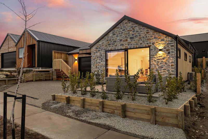 30 Grain Close, Jacks Point, Queenstown - Carousel 1