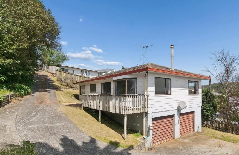 14 Pelorus Street, Welcome Bay, Tauranga - Carousel 2