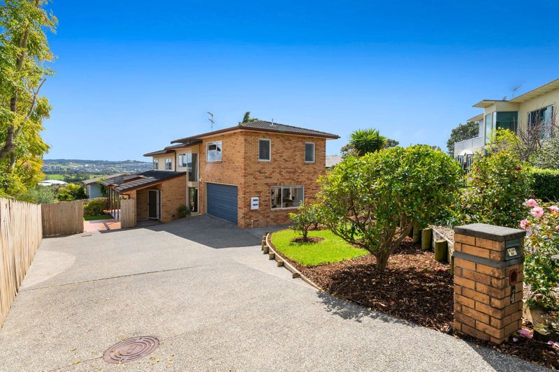 4 Totara Views Drive, Red Beach, Red Beach - Carousel 1