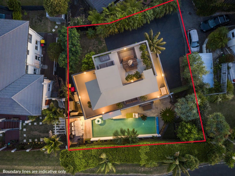 27A Peter Terrace, Castor Bay, Auckland - Carousel 1