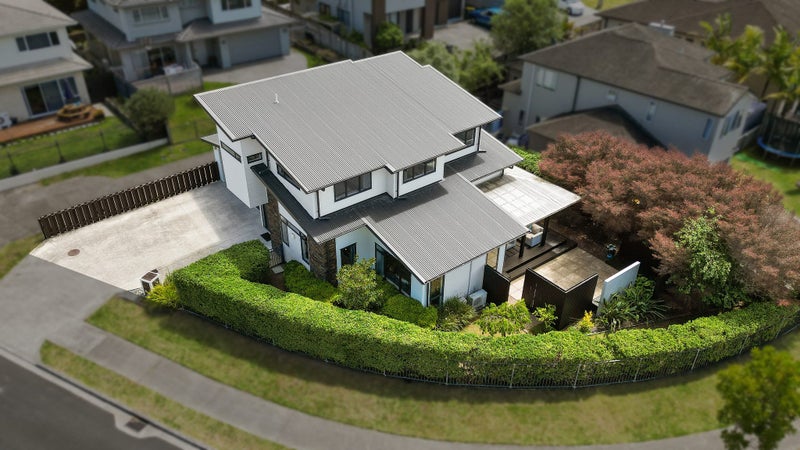 22 Midhurst Avenue, Henderson, Auckland - Carousel 1