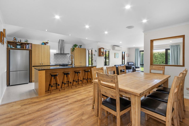 19 Garforth Green, Halswell, Christchurch - Carousel 2