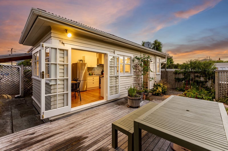 1/17 Fitzherbert Street, Alicetown, Lower Hutt - Carousel 13