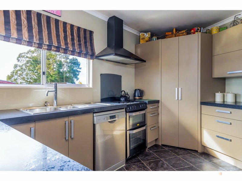 186 Rangitata-Orari Bridge Highway, Rangitata, Geraldine - Carousel 2