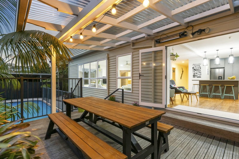 29 Korotaha Terrace, Rothesay Bay, Auckland - Carousel 2