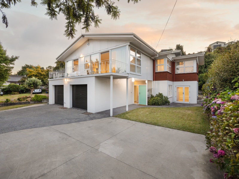 59 Awatere Avenue, Beerescourt, Hamilton - Carousel 1