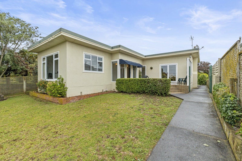 141 Carlton Avenue, Springvale, Whanganui - Carousel 1