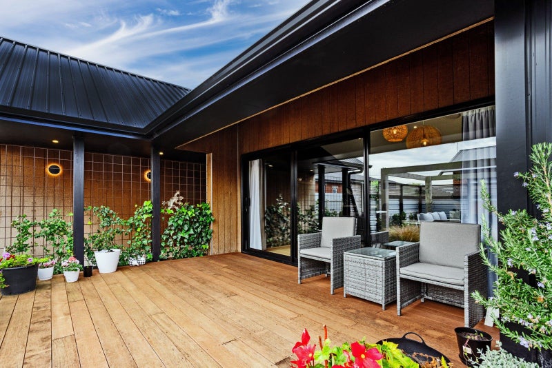 51 Price Street, Grasmere, Invercargill - Carousel 1