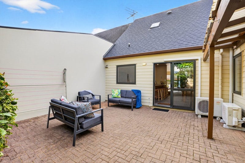 15G Vinograd Drive, Te Atatu Peninsula, Auckland - Carousel 2