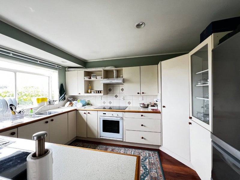 7 Godwin Court, Unsworth Heights, Auckland - Carousel 2