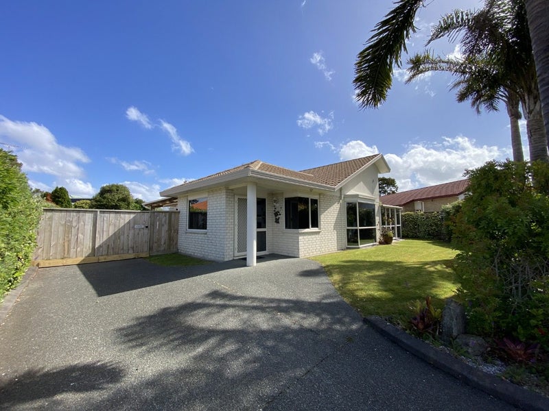 23 Chalmers Close, Orewa, Orewa - Carousel 1