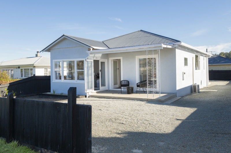 110 De Lautour Road, Inner Kaiti, Gisborne - Carousel 1