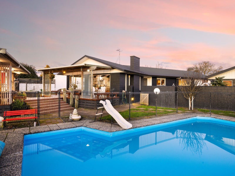 9 Cascade Place, Chartwell, Hamilton - Carousel 2