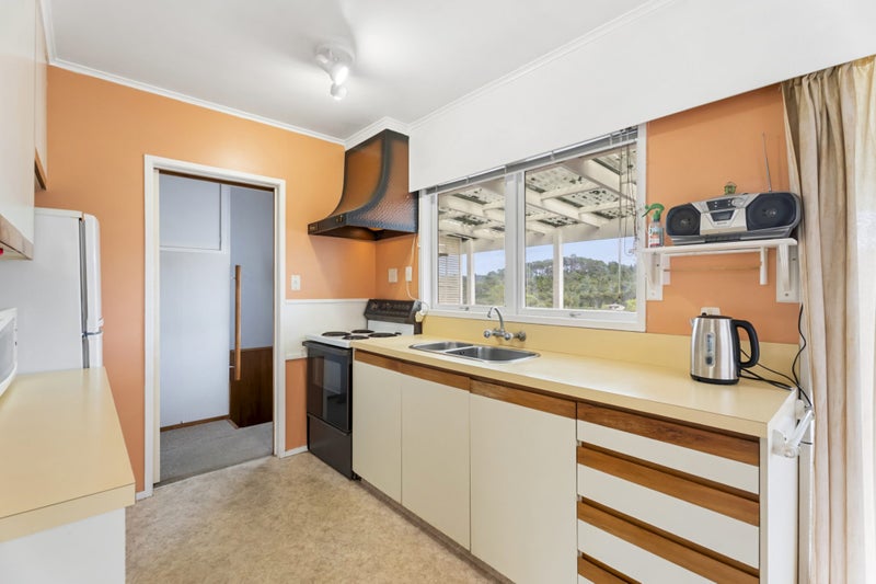 1/56 Elliott Avenue, Bayview, Auckland - Carousel 2