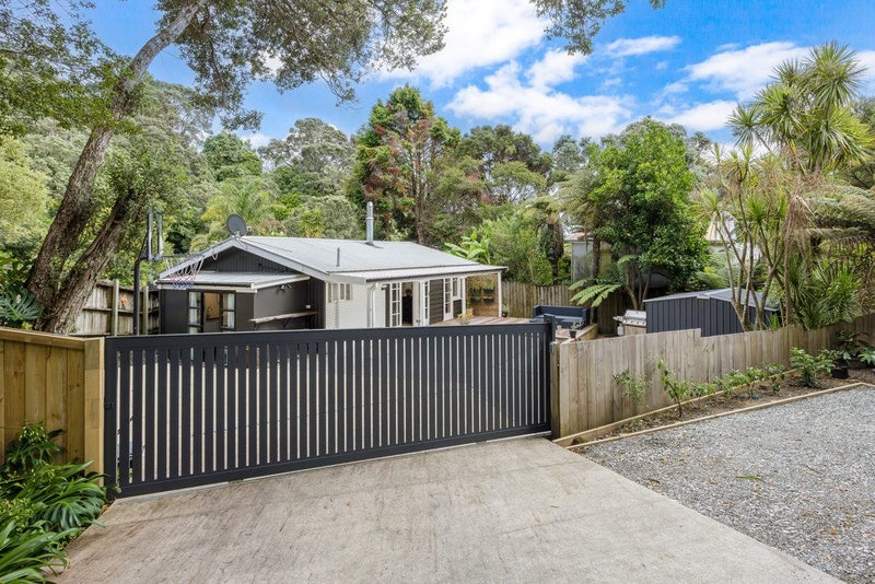 Property Valuation for 38 Ferndale Drive, Snells Beach, Rodney