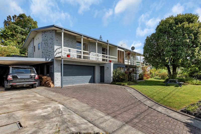 25 Te Paka Crescent, Kamo, Whangarei - Carousel 1