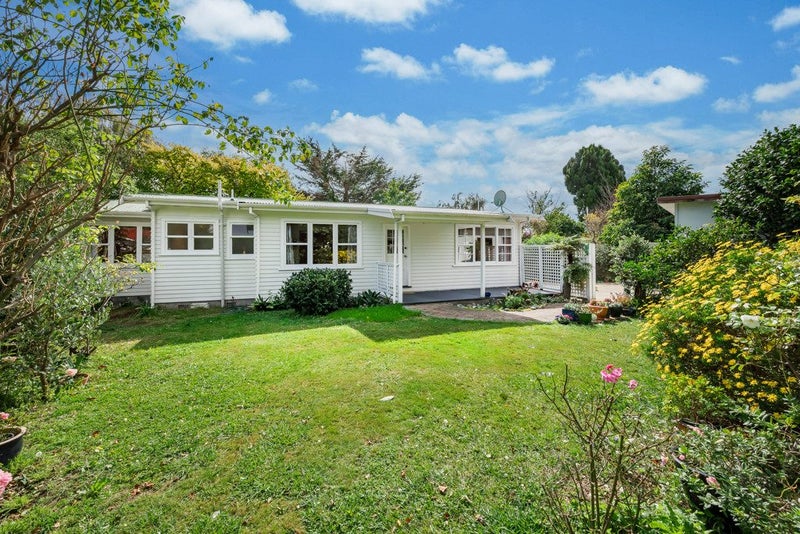1 Sunshine Avenue, Paraparaumu, Kapiti Coast, Wellington - Carousel 18