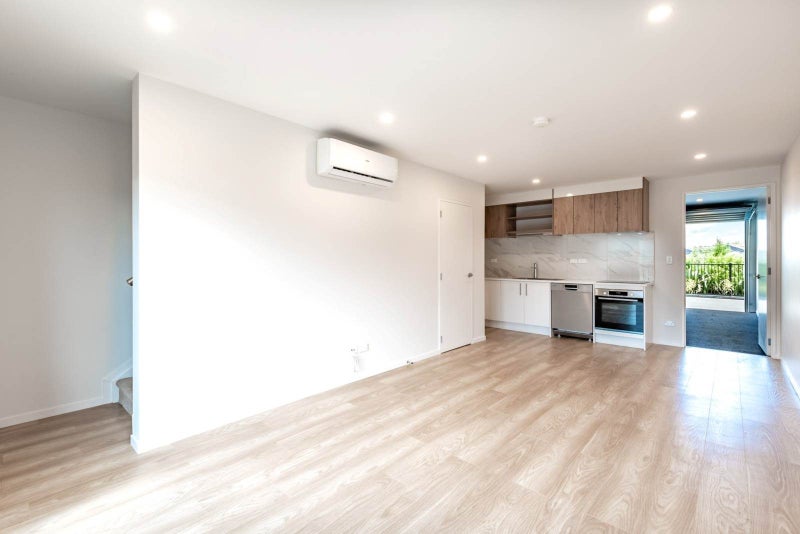 10/5 Hemopo Street, Pukekohe - Carousel 1