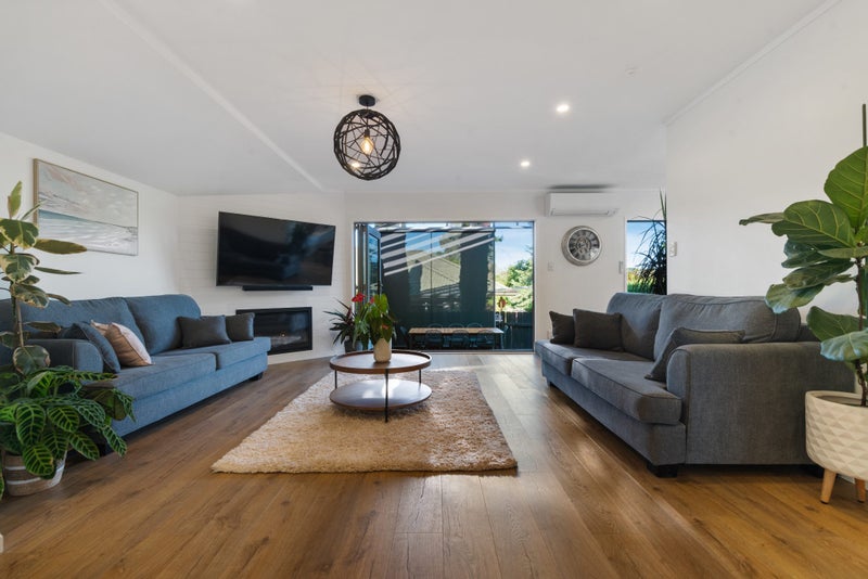 23 Marvon Downs Avenue, Pakuranga Heights, Auckland - Carousel 2