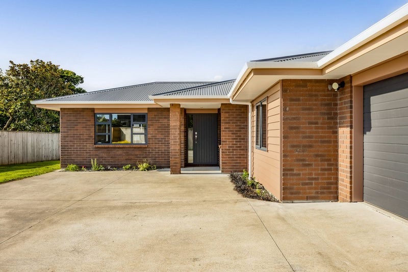 76A Glover Road, Hawera, Hawera - Carousel 2