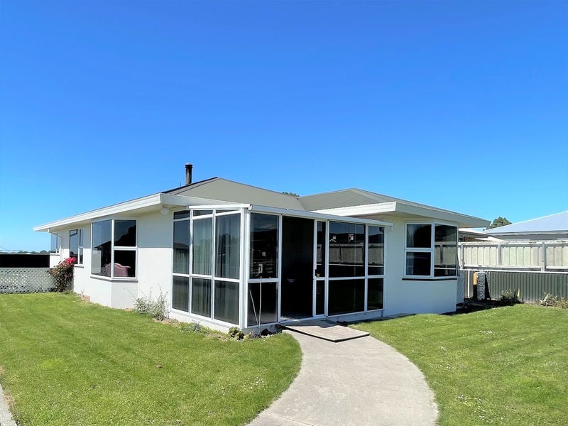 19 Timaru Road, Waimate, Waimate - Carousel 1