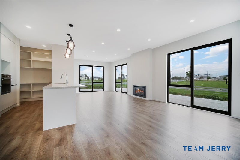 14 Uatoto Road, Clarks Beach, Clarks Beach - Carousel 2