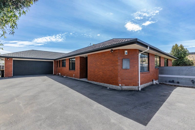 5 Cardigan Bay Place, Addington, Christchurch - Carousel 1