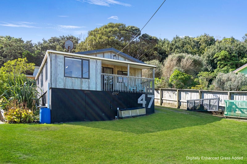 47 Sea View Road, Baylys Beach - Carousel 1