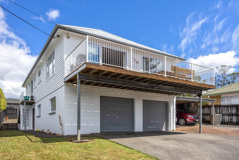 15A Sarona Avenue, Glen Eden, Auckland - Carousel 2