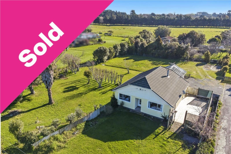 931 State Highway 1, Te Horo - Carousel 1