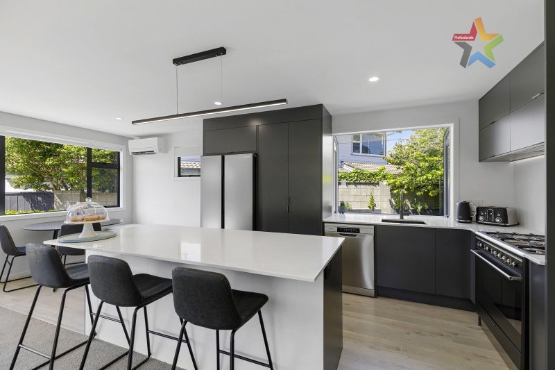 139 Epuni Street, Epuni, Lower Hutt - Carousel 1