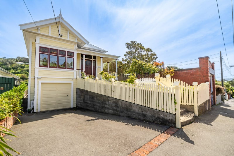 40 Mckinley Crescent, Brooklyn, Wellington - Carousel 1