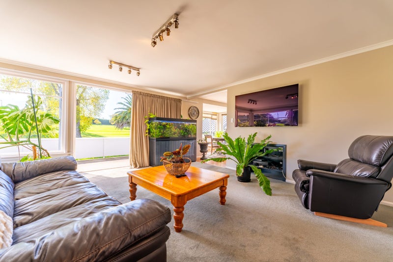 42 Virtue Avenue, Maori Hill, Timaru - Carousel 2