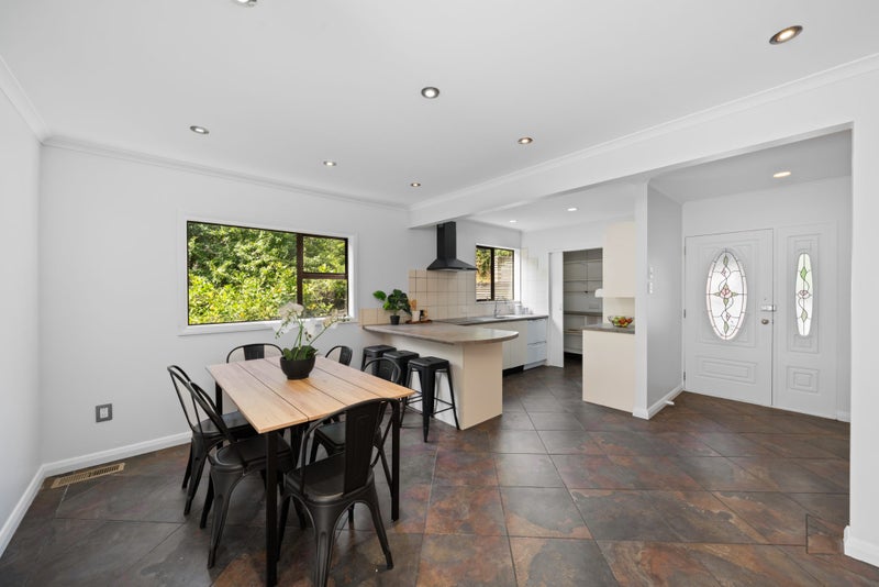 57 Handyside Street, Tawa, Wellington - Carousel 2