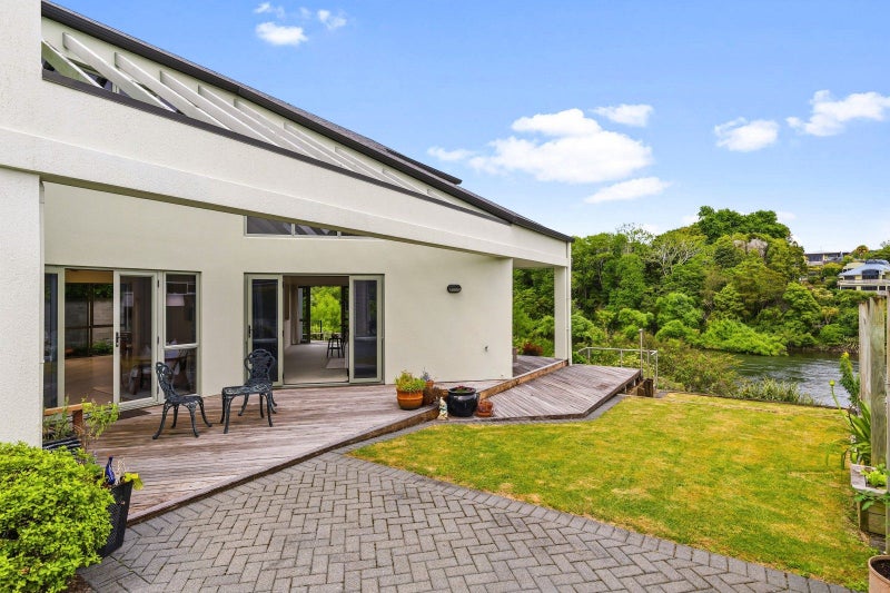 565 River Road, Fairfield, Hamilton - Carousel 2